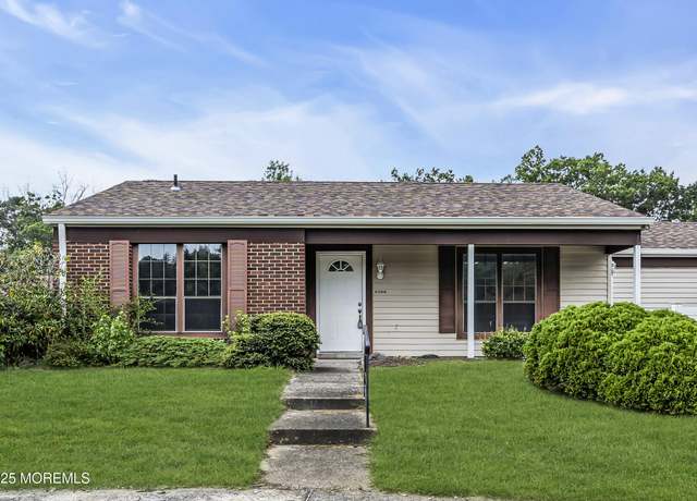 Property at 636A Devonshire Ln, Manchester, NJ 08759, 2 beds, 1 bath