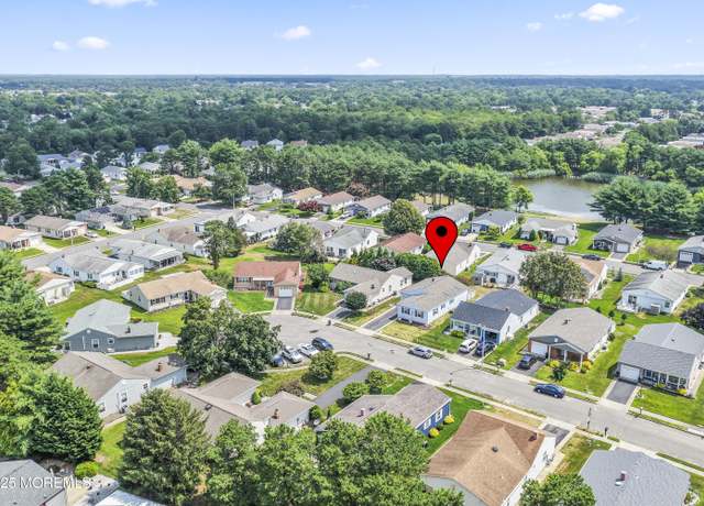 Property at 25 Tropicana Ct, Toms River, NJ 08757, 3 beds, 2 baths