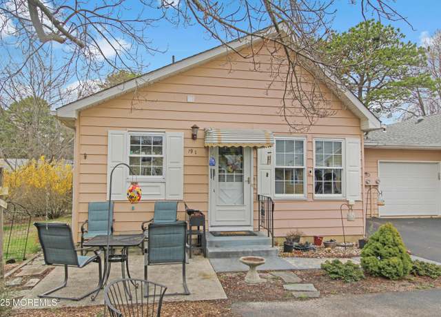 Property at 19c Lexington Dr, Whiting, NJ 08759, 1 bed, 1 bath