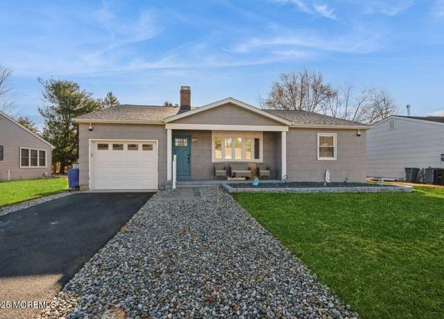 Property at 133 Northumberland Dr, Toms River, NJ 08757, 3 beds, 1 bath