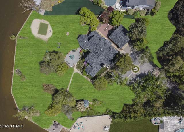 Property at 224 Kettle Creek Rd, Toms River, NJ 08753, 4 beds, 2 baths