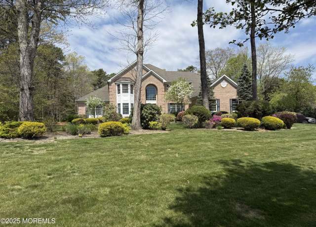 Property at 28 Saint Mary Ave, Manahawkin, NJ 08050, 5 beds, 3.5 baths