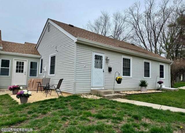 Property at 17A Plaza Del Campillo, Freehold, NJ 07728, 2 beds, 1 bath