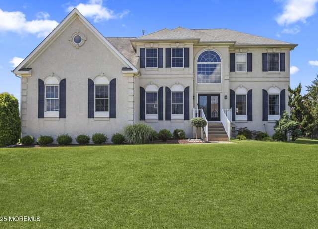 Property at 20 Courtney Ct, Freehold, NJ 07728, 4 beds, 2.5 baths
