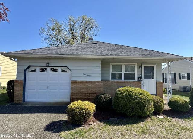 Property at 120 Barbados Dr S, Toms River, NJ 08757, 2 beds, 1 bath