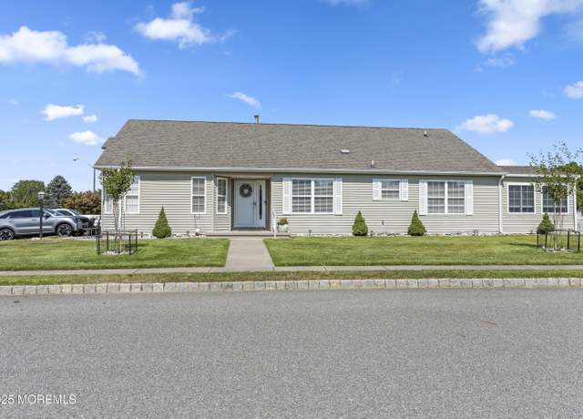 Property at 10 Colwyn Way, Toms River, NJ 08757, 2 beds, 2 baths