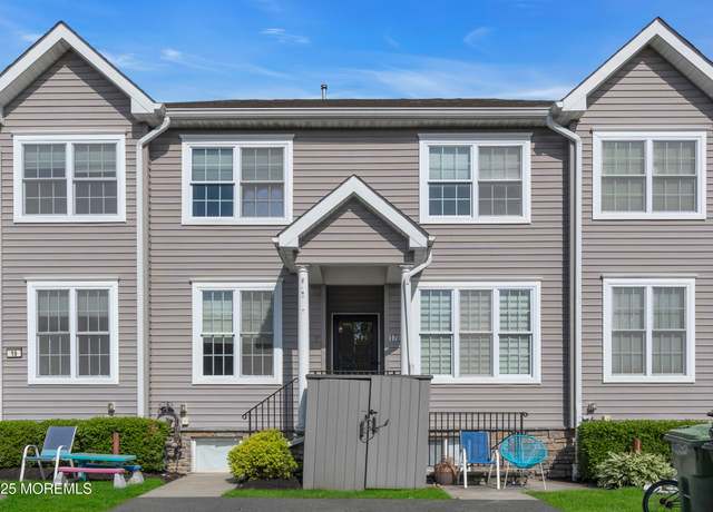 Property at 17 Stamford Hill Rd, Lakewood, NJ 08701, 7 beds, 4.5 baths