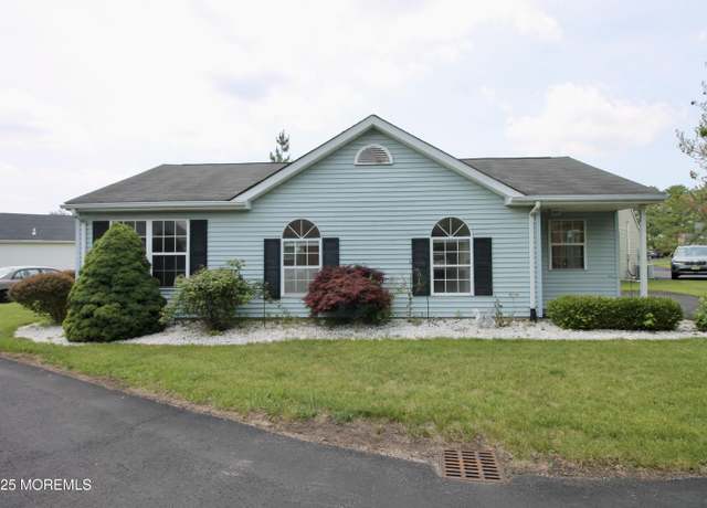 Property at 32 Carnaby Close, Freehold, NJ 07728, 2 beds, 1 bath