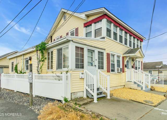 Property at 222 Ocean Ave, Point Pleasant Beach, NJ 08742, 5 beds, 3 baths