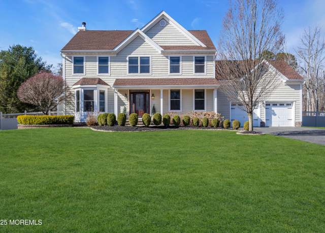 Property at 26 Goldfinch Rd, Jackson, NJ 08527, 4 beds, 2.5 baths