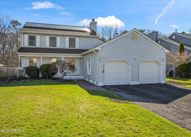 Property at 667 Preston St, Brick, NJ 08723, 4 beds, 2.5 baths