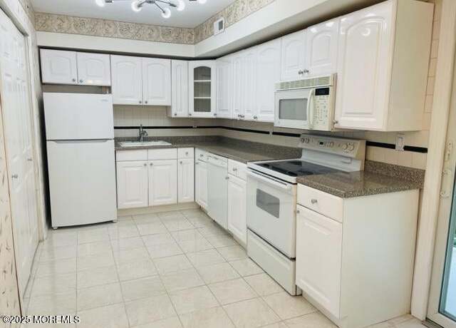 Property at 8 Indiana Ct #1016, Matawan, NJ 07747, 2 beds, 1 bath