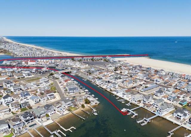 Property at 131 Randall Ave Unit 1 and 2, Point Pleasant Beach, NJ 08742, 6 beds, 4 baths