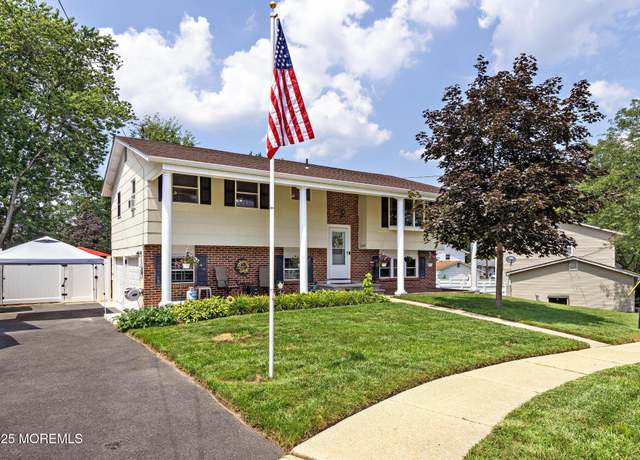 Property at 9 Washington Ct, Jackson, NJ 08527, 3 beds, 1.5 baths
