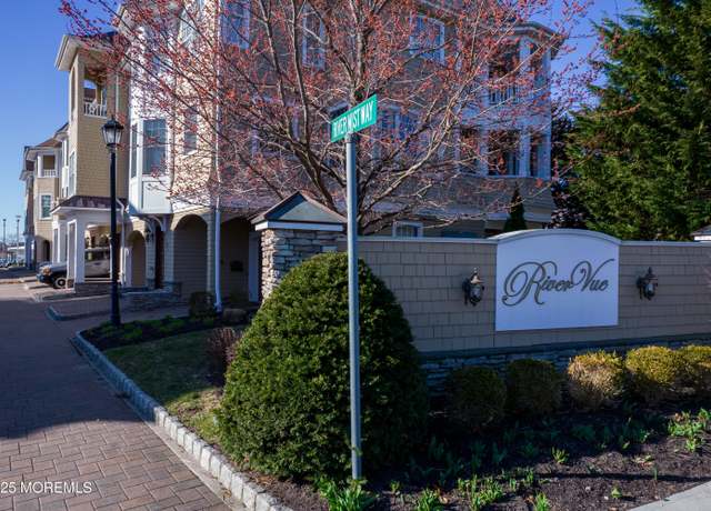 Property at 103 River Mist Way, Brielle, NJ 08730, 2 beds, 3.5 baths