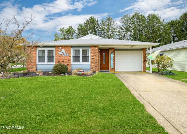 Property at 246 Lions Head Blvd S, Brick, NJ 08723, 2 beds, 2 baths