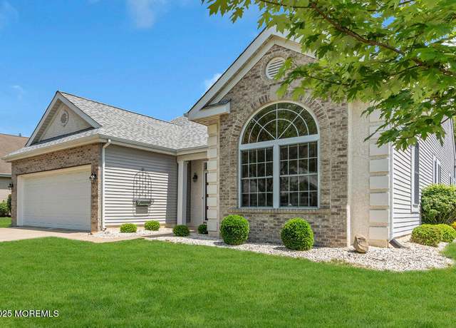 Property at 63 Merion Ln, Jackson, NJ 08527, 2 beds, 2 baths