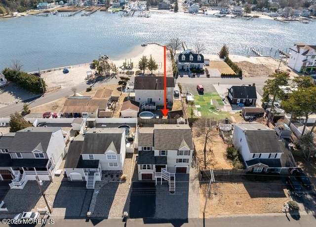 Property at 15 Queen Ann Rd, Brick, NJ 08723, 5 beds, 2 baths