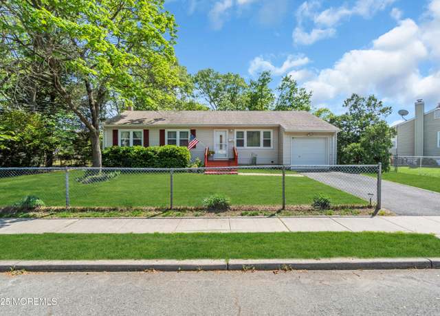 Property at 104 Frede Dr, Brick, NJ 08724, 3 beds, 1 bath