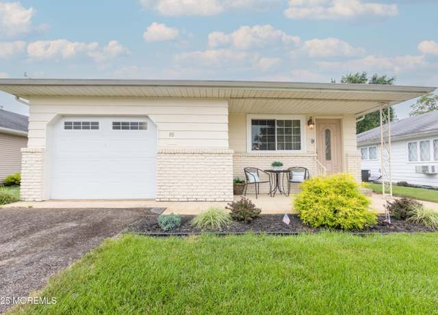 Property at 85 Barbados Dr S, Toms River, NJ 08757, 2 beds, 1 bath