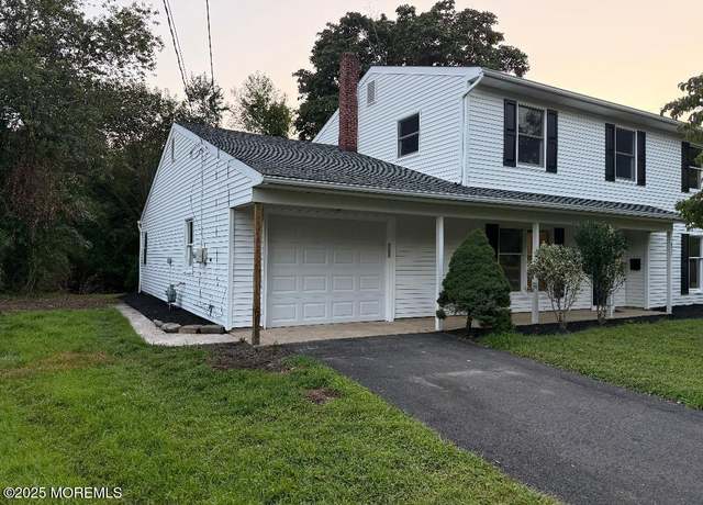 Property at 830 Brookside Dr, Toms River, NJ 08753, 4 beds, 2.5 baths