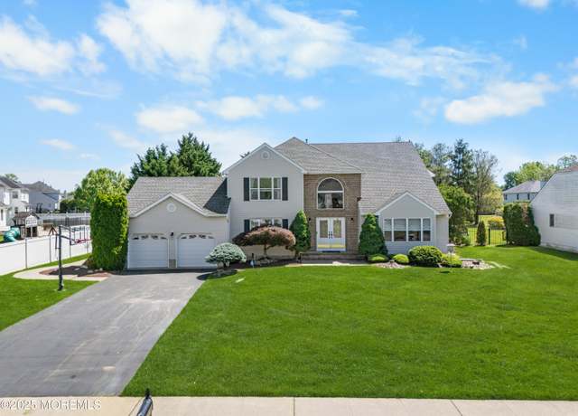 Property at 6 Fred Jahn Dr, Freehold, NJ 07728, 4 beds, 2.5 baths