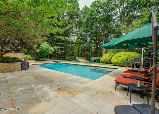 Property at 119 Borden Rd, Middletown, NJ 07748, 5 beds, 4.5 baths