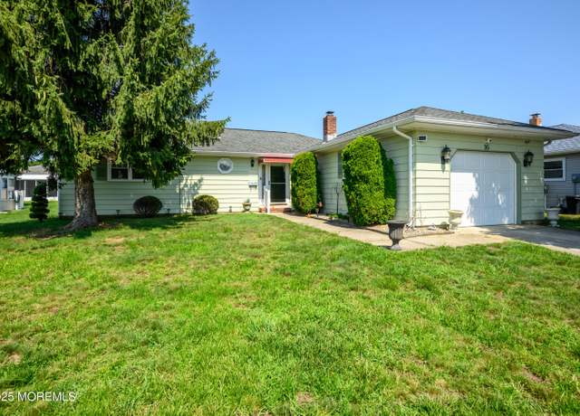 Property at 16 Pavilion St, Toms River, NJ 08757, 2 beds, 2 baths