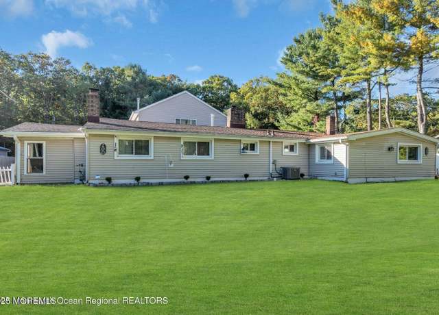 Property at 200 Sams Rd, Jackson, NJ 08527, 4 beds, 3 baths