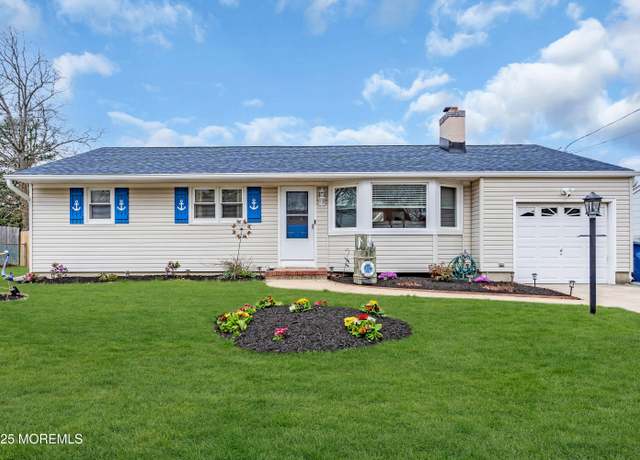 Property at 716 Leeward Ave, Beachwood, NJ 08722, 3 beds, 1 bath