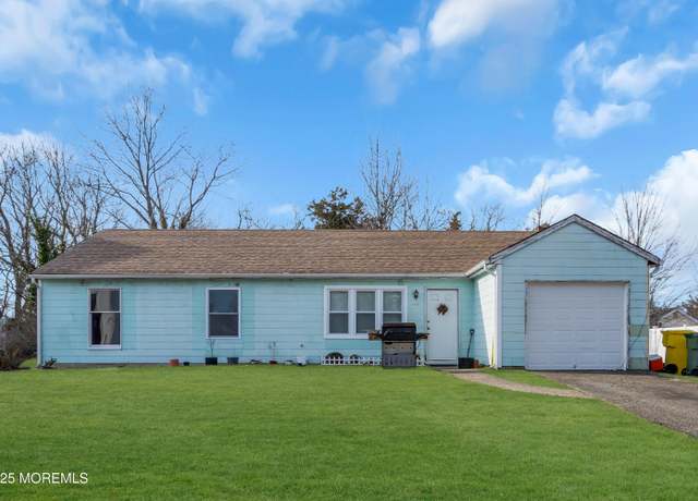 Property at 1376 Alvarado Ave, Lakewood, NJ 08701, 4 beds, 1.5 baths