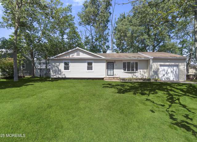 Property at 74 Brand Rd, Toms River, NJ 08753, 3 beds, 2 baths