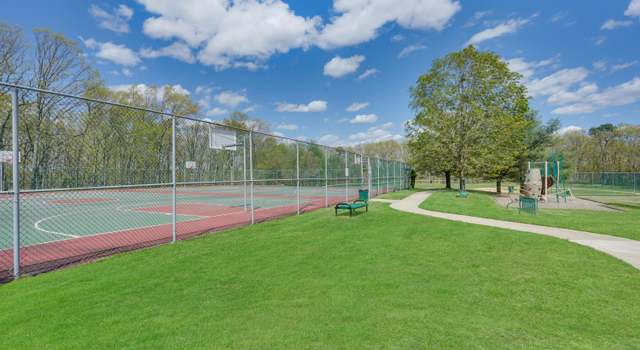 Photo of 14 Whispering Oaks Way, Jackson, NJ 08527
