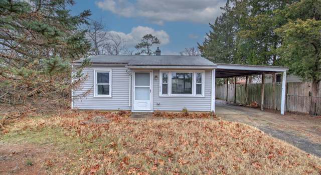Photo of 615 Oak St, Lakehurst, NJ 08733