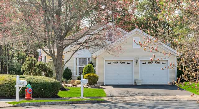 Photo of 20 Brightwinds Ct, Lakewood, NJ 08701