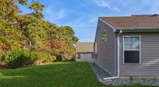 Photo of 21 Meadows Ln, Manchester, NJ 08759