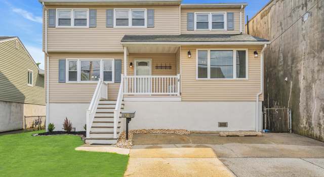 Photo of 31 4th St, Highlands, NJ 07732