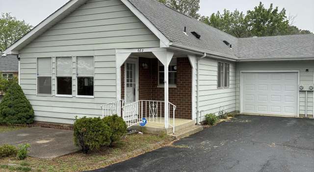 Photo of 68 D Yorktowne Pkwy, Whiting, NJ 08759