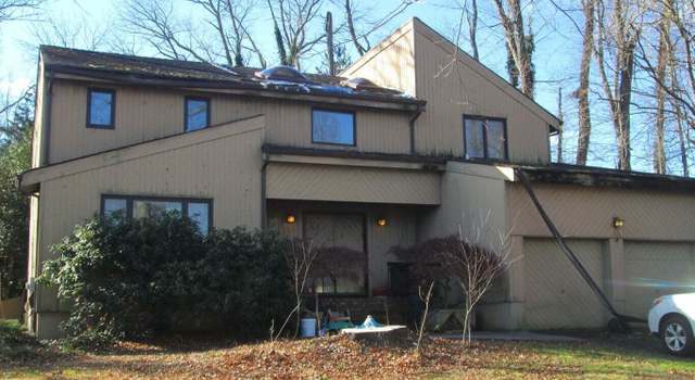 Photo of 50 Thomas Dr, Manalapan, NJ 07726