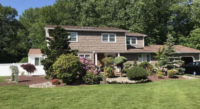 Property at 41 Guest Dr, Morganville, NJ 07751, 3 beds, 2.5 baths
