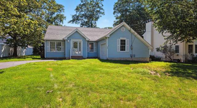Photo of 690 Cutter Ln, Manahawkin, NJ 08050