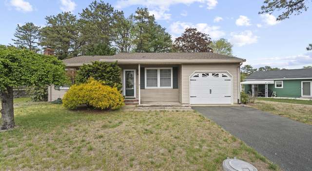 Photo of 19 Westport Dr #71, Whiting, NJ 08759