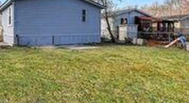 Photo of 18 Forest Dr, Manalapan, NJ 07726