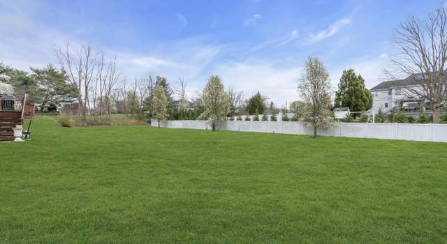 Photo of 11 Dana Ct, Manalapan, NJ 07726