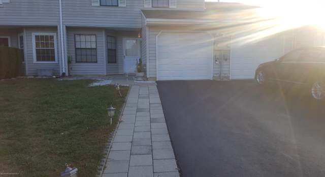 Photo of 17 Farragut Sq, Freehold, NJ 07728