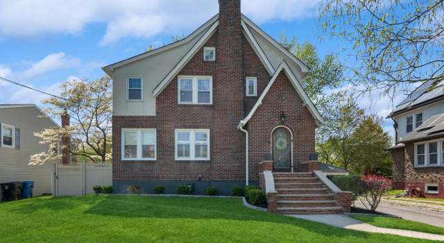 Photo of 64 Roosevelt Cir E, Red Bank, NJ 07701