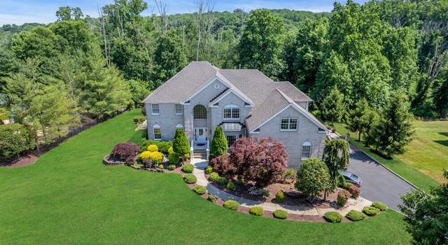 Photo of 126 Laredo Dr, Morganville, NJ 07751