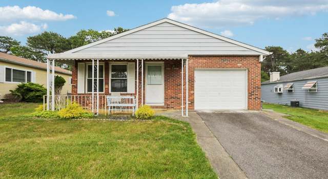 Photo of 185 Cabrillo Blvd, Toms River, NJ 08757