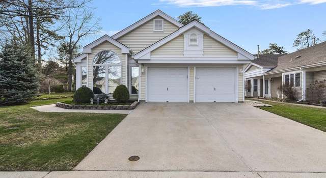 Photo of 2371 Kira Ct, Toms River, NJ 08755