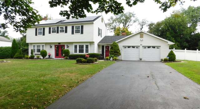 Photo of 53 Princess Anne Dr, Freehold, NJ 07728